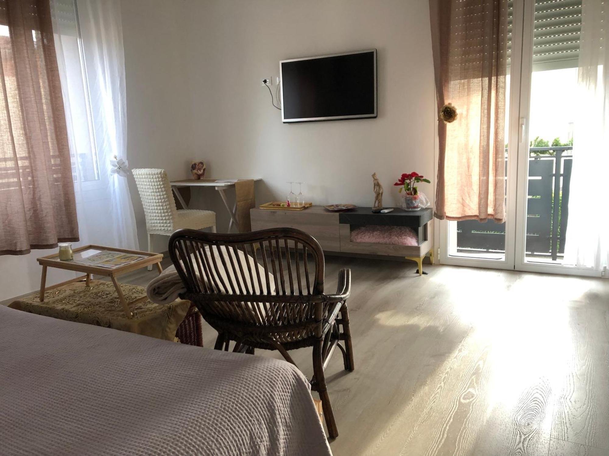 R&B Midora Modena Bed and Breakfast Buitenkant foto